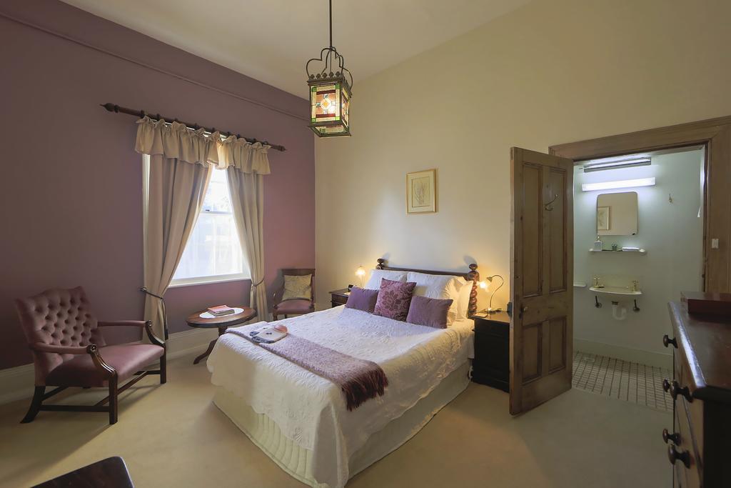 The Racecourse Inn Longford Zewnętrze zdjęcie