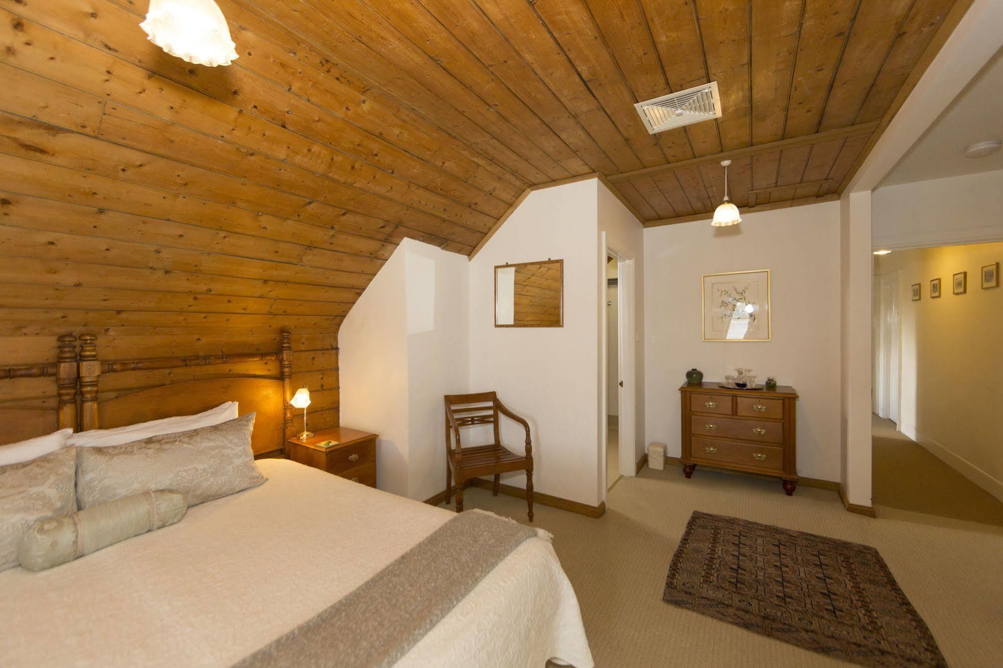 The Racecourse Inn Longford Zewnętrze zdjęcie